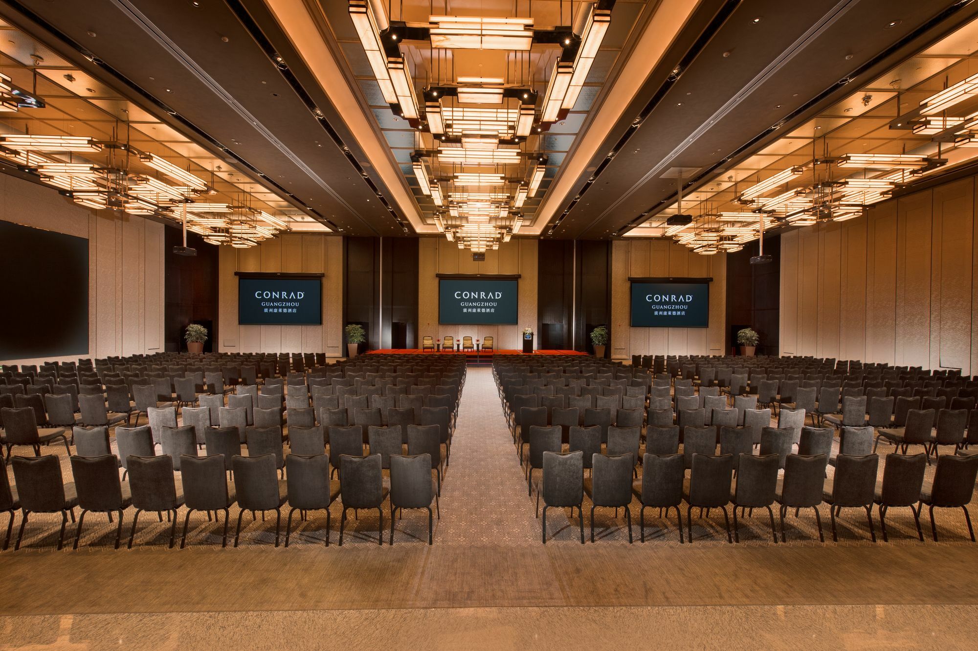 คอนราด กวางโจว Hotel ภายนอก รูปภาพ